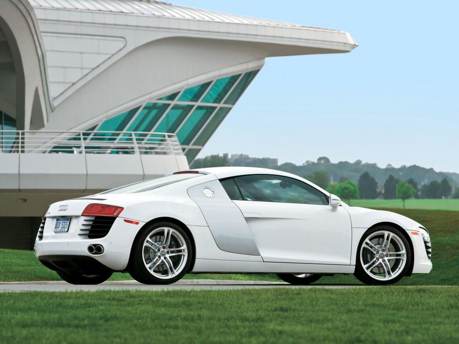  Audi R8 2007 года  (NA) (фото 21 из 31)